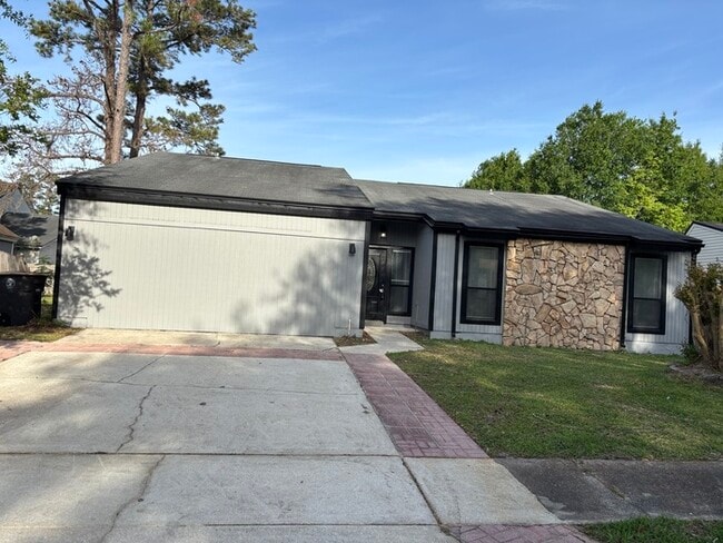 Building Photo - 8148 Coralberry Ln W