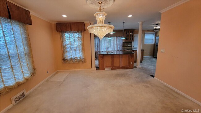 Foto del edificio - 186-20 Troon Rd