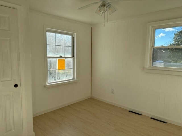 Dormitorio 1 - 406 W Franklin St