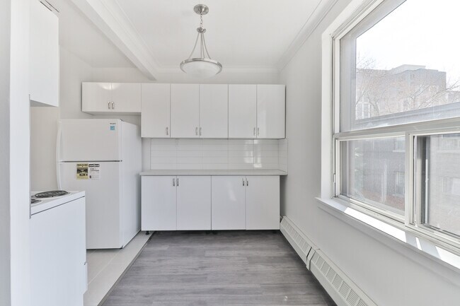 Salle à manger - 44 Saranac Blvd