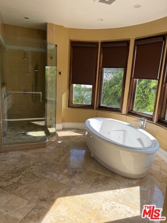 Building Photo - 1126 Yale St