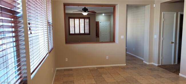 Foto del edificio - 10190 Splendor Ridge Ave
