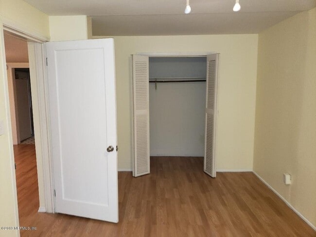 Foto del edificio - 6348 Hyde Grove Ave