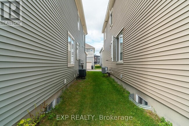Building Photo - 814 Horseshoe Falls Way