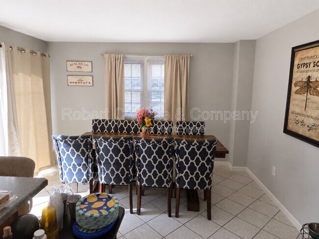 Foto del edificio - 23 Regency Ct
