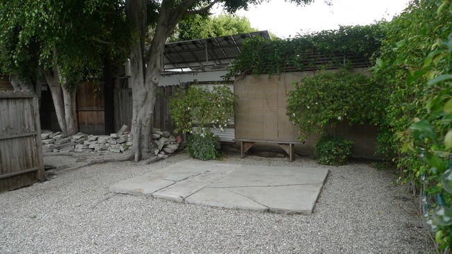 Foto del edificio - 8714 Rangely Ave