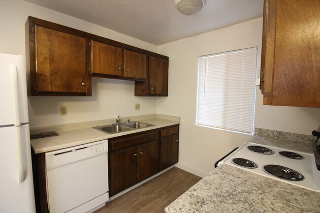 Building Photo - 1 Bedroom for Rent