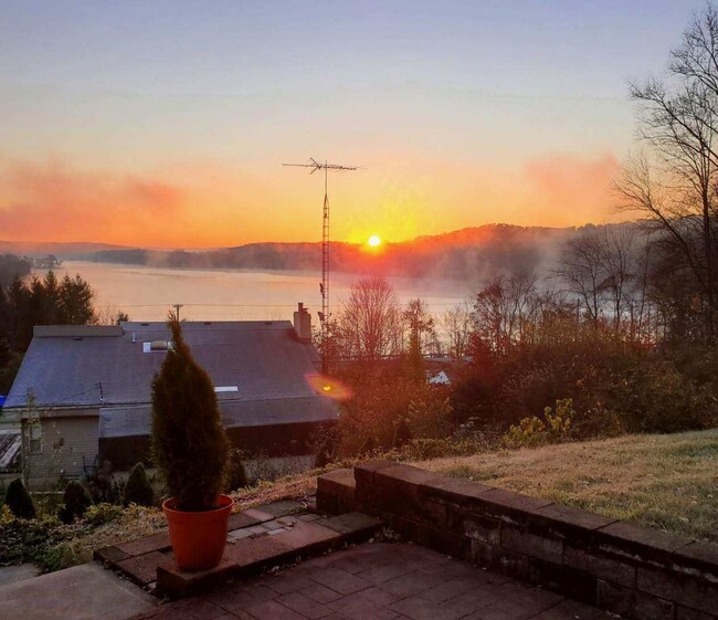 Foto del edificio - 3bed 2bath Home with Atwood Lake Views