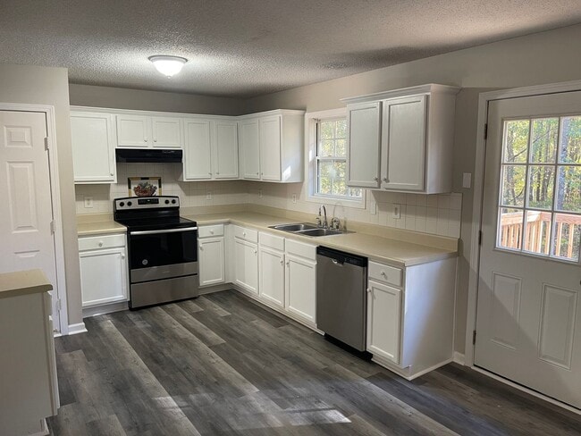 Building Photo - 3 Bed/2 Bath Paulding County