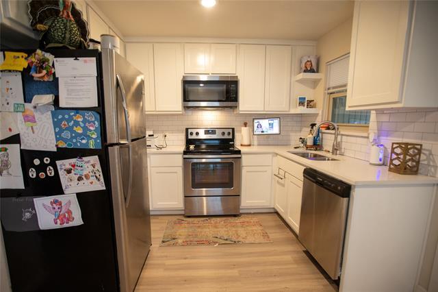 Foto del edificio - 3703 W 6th St