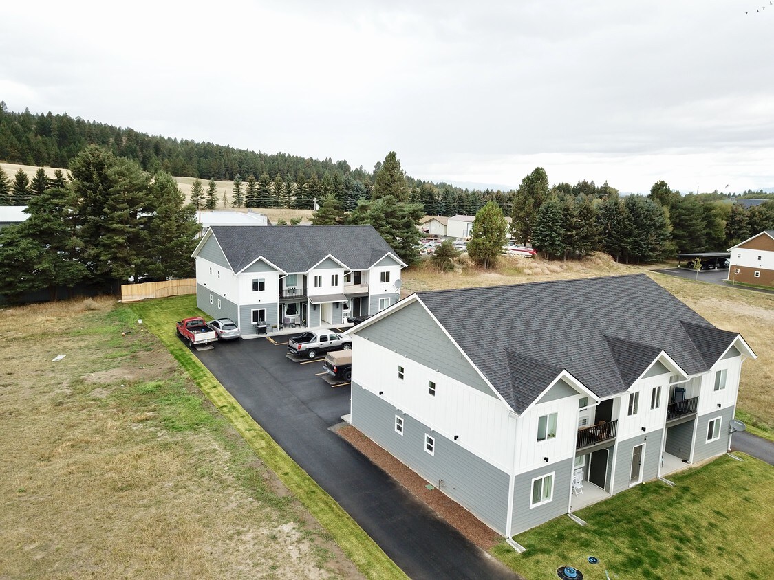 202 Jewel Basin Ct, Bigfork, MT 59911 Apartments in Bigfork, MT