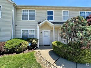Building Photo - 620 Crab Apple Ln