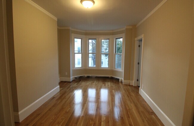 Foto del edificio - 125 Princeton St