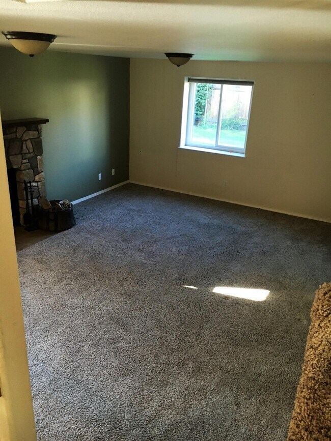 Foto del edificio - 2144 N Fastwater Ave