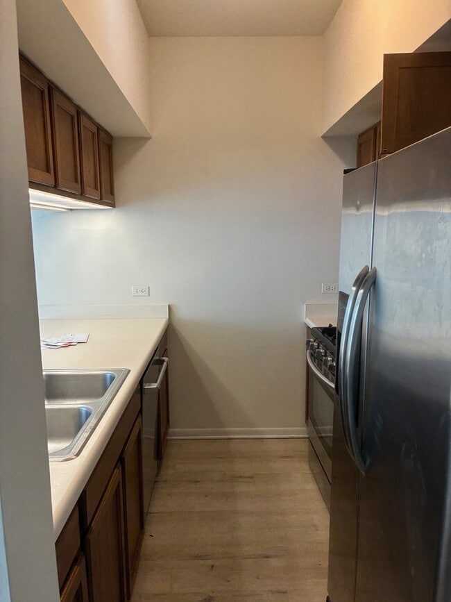 Foto del edificio - 1158 Regency Dr