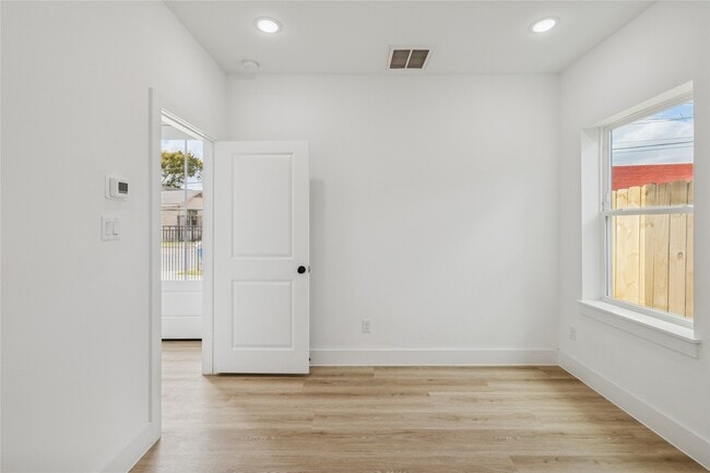 Foto del edificio - 111 Milby St