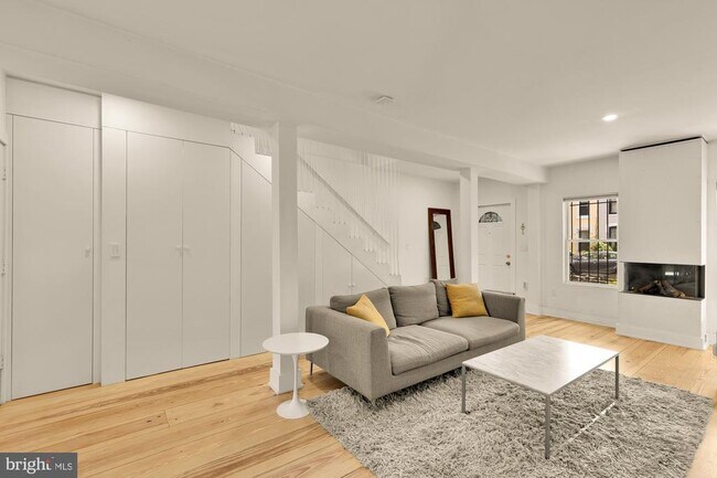 Foto del edificio - 1608 5th St NW