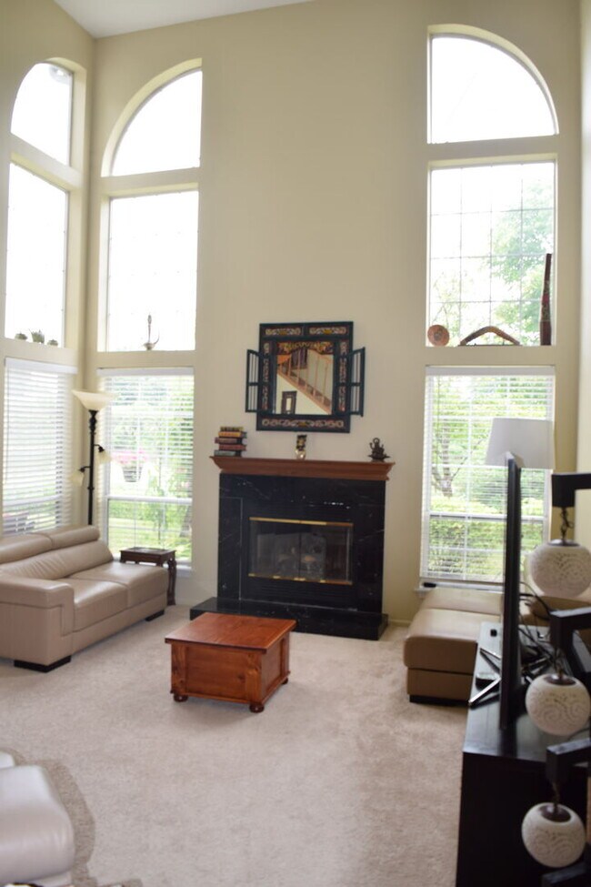 Foto del edificio - 2352 County Farm Ln