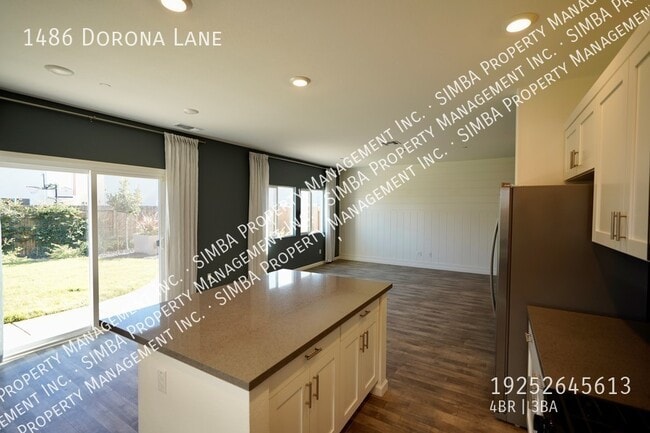 Building Photo - 1486 Dorona Ln