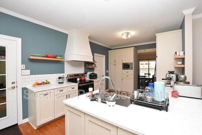 Foto del edificio - 152 Lakeforest Trail