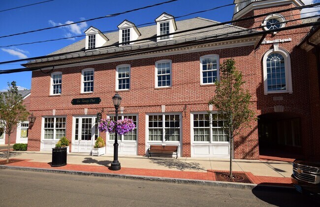 Building Photo - 1020 Boston Post Rd