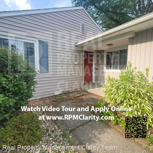 Building Photo - 3 br, 1.5 bath House - 2842 Evergreen Rd