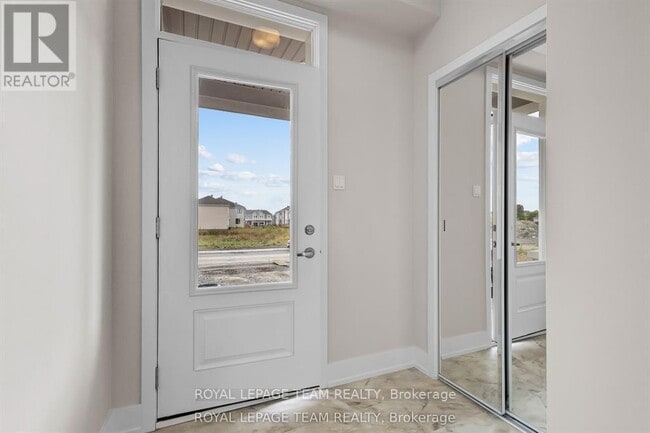 Building Photo - 343 Cantering Dr