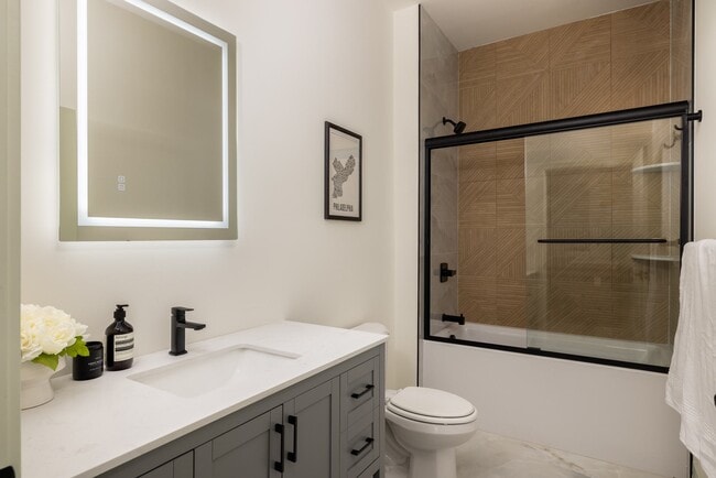 Building Photo - The Hawthorn