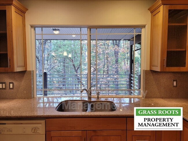 Foto del edificio - 19790 New Rome Rd