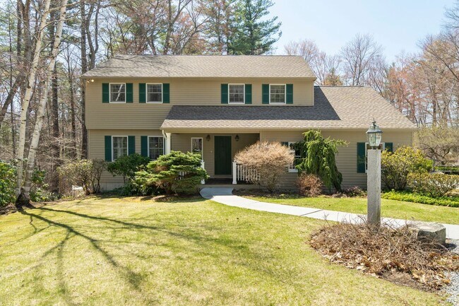 Foto del edificio - 14 Woburn Abbey Drive Bedford NH 03110