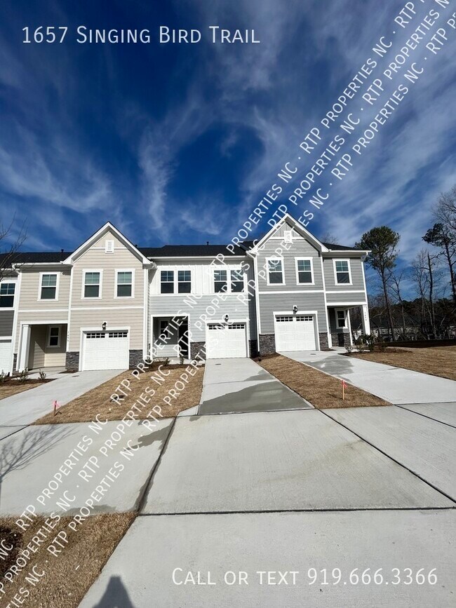 Building Photo - 1657 Singing Bird Trl