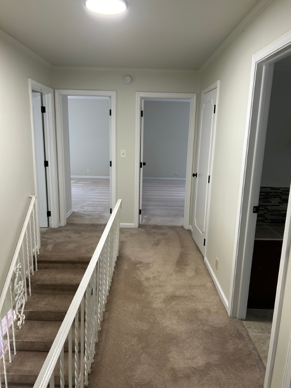 Building Photo - 5330 Hawthorne Dr