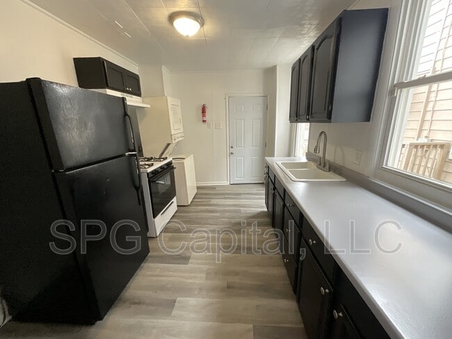 Foto del edificio - 724 Glen Pl