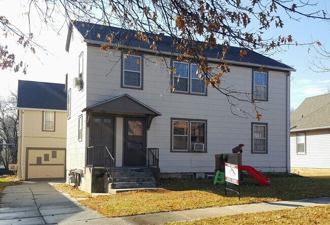 Building Photo - 4907 Lowell Ave