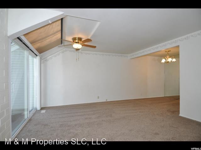 Building Photo - 4 br, 2 bath House - 975  E Essex Court Wa...
