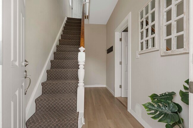 Foto del edificio - 4317 Cottage Ave