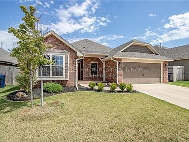 Building Photo - 18508 Maidstone Ln