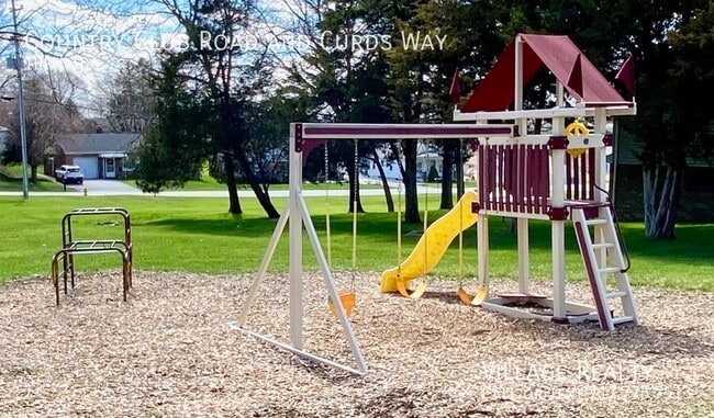 Foto del edificio - 631 Country Club Rd