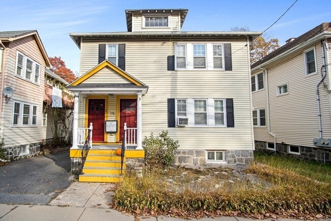 Building Photo - 130 Grove St