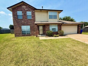 Building Photo - 304 Pine Cove Ct