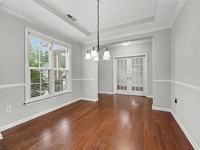 Building Photo - Lease to Own