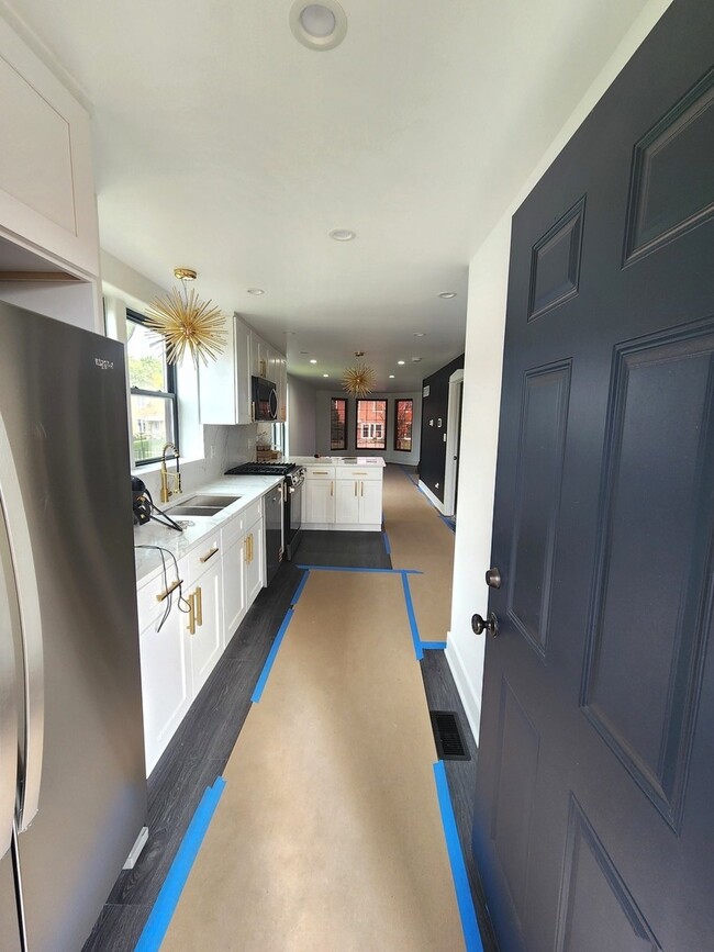 Foto del edificio - 243 W Swann St