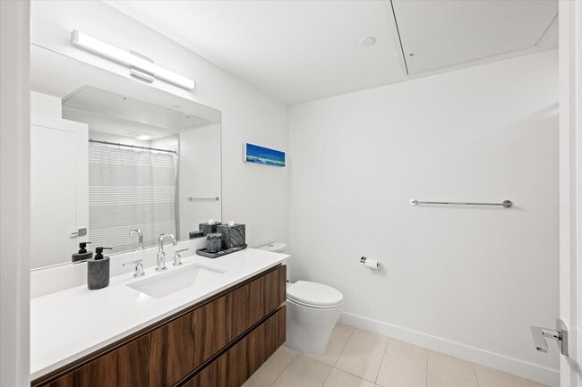 Bathroom - 37 L St SE Apartment
