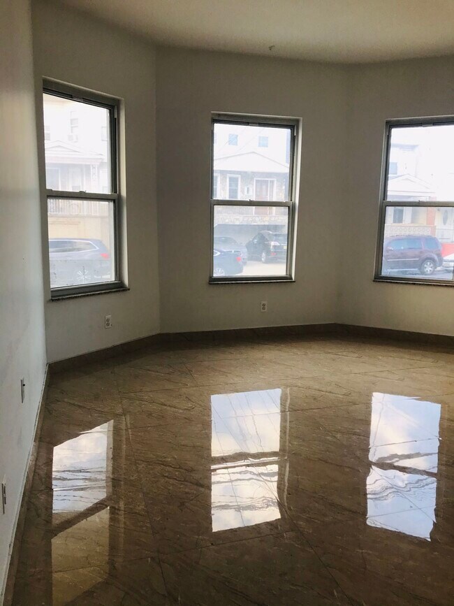 Foto del edificio - 317 Hamilton St