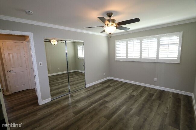 Building Photo - 3 br, 2 bath House - 1036 Second Ave