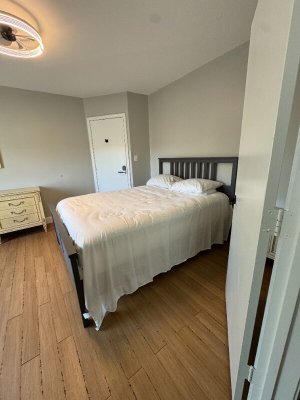 Foto del edificio - 805 E Taylor St