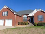 Foto principal - 3 Bedroom 2 Bathroom Home!
