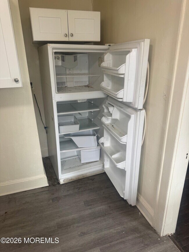 Building Photo - 101 Anelve Ave