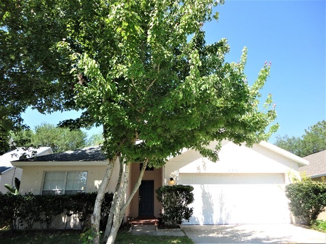 Foto principal - 350 Morning Creek Cir