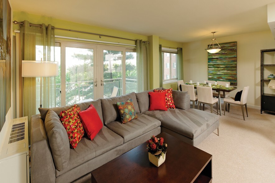 Seminary Towers Apartments Rentals Alexandria, VA